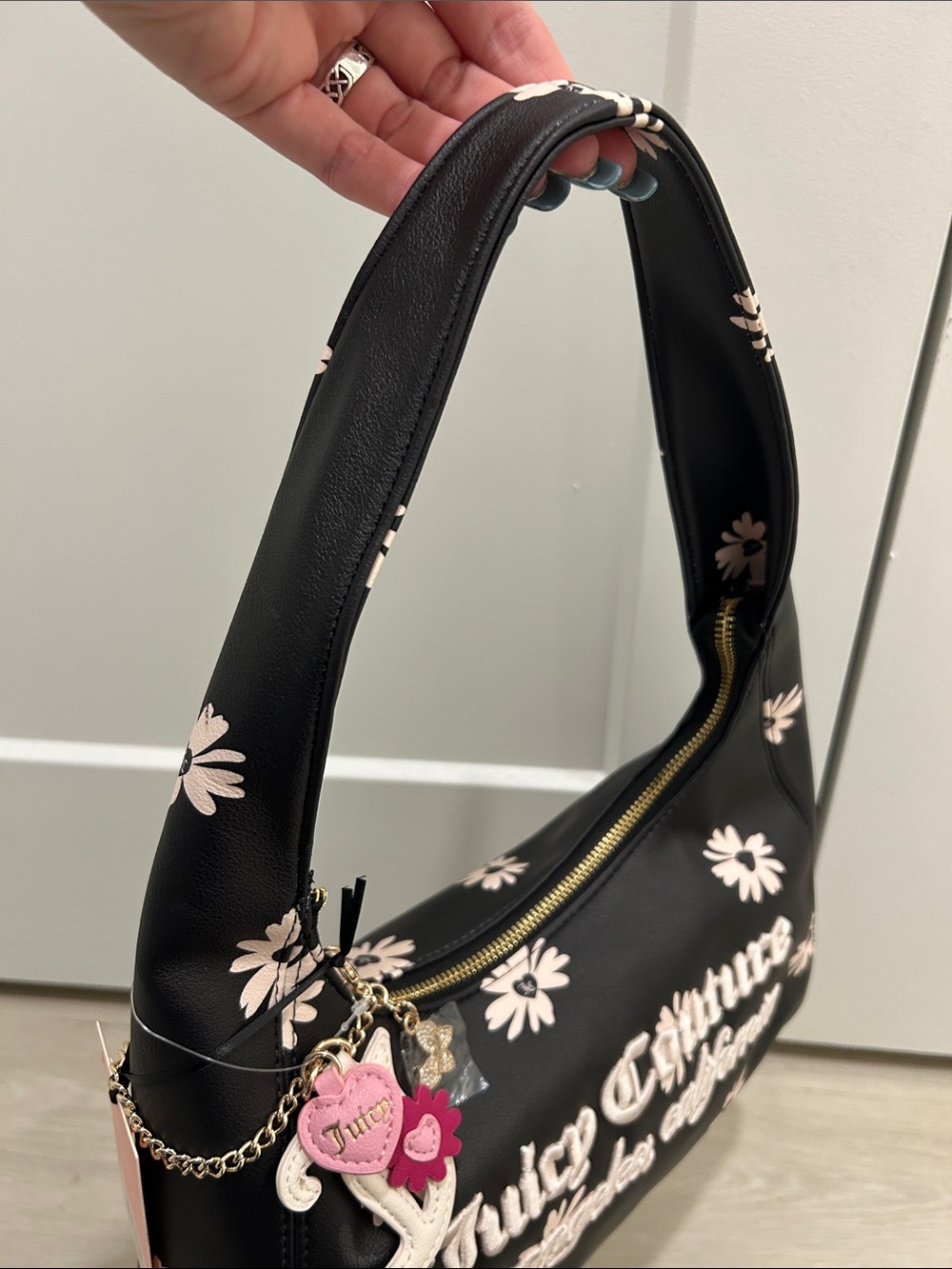 Juicy Couture Exclusive (NWT) Daisy for Juicy Hobo Bag - Picture 8 of 12